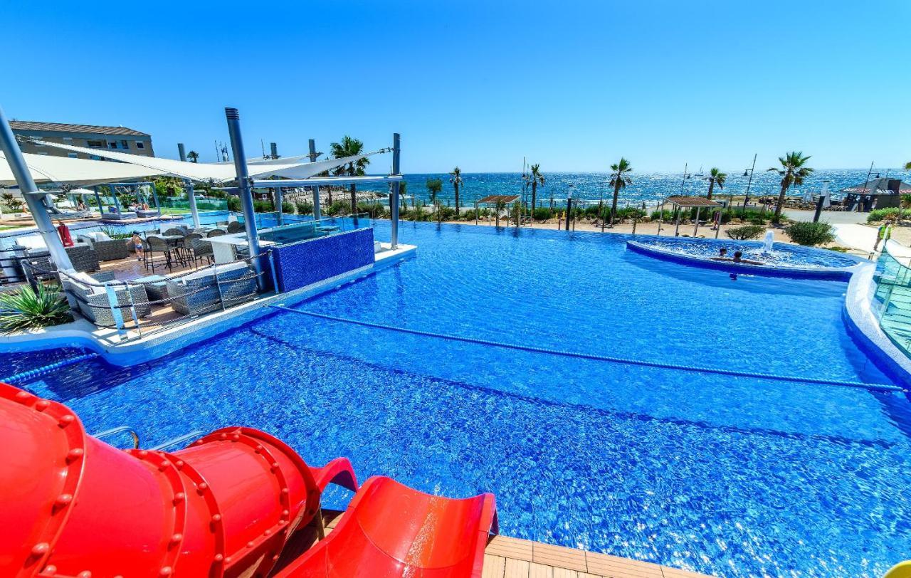 Apartamento En Sea Senses Freya Torrevieja Esterno foto